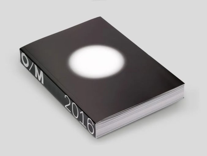 这几组画册设计，精致且高级！